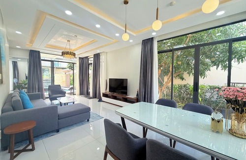 Cam Lam Villa | Deluxe Villa Beach Front