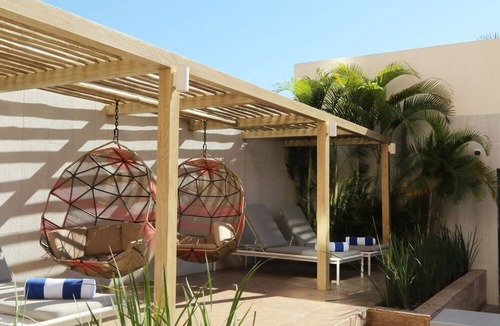 North Hotel Zone Hotel | Puerto Vallarta Hotel Zone Stay – Marina, Beach, Dining & Shopping All Nearby