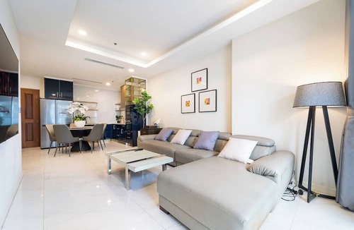 Little Japan Apartment | The Collection Madison Tower