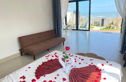Tam Ky Villa | Jeju Beach Front Villa