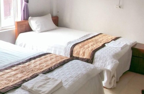 Soc Son House | Huy Hoang Airport Hotel