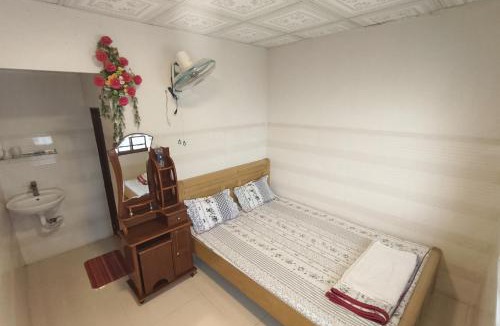 Tuy An Bed & Breakfast | Lục Thạch - Quán ăn & Homestay