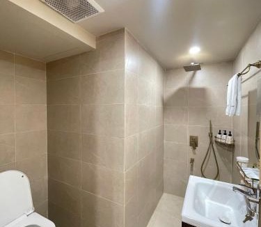 Hue Hotel | MinMin Retreat Homestay Huế