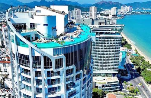 Tran Phu Beach Apartment | Luxury Beach front Room