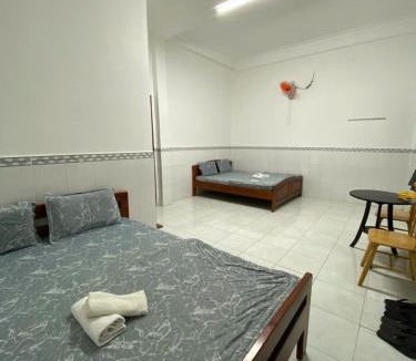 Trang Bom Hotel | Nhà Nghỉ 36
