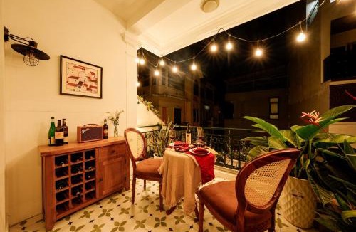 Ba Dinh Apartment | Dear Autumn House