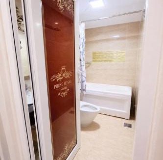 Downtown Ho Chi Minh City Hotel | Crowne Bui Vien Walking Street Hotel