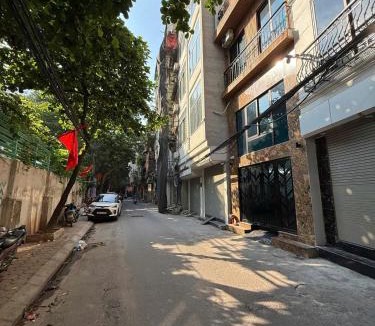 Hai Ba Trung Hotel | The Collective - Hanoi Wooden Suite