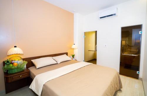 Huong Thuy Hotel | AT Homestay Huế