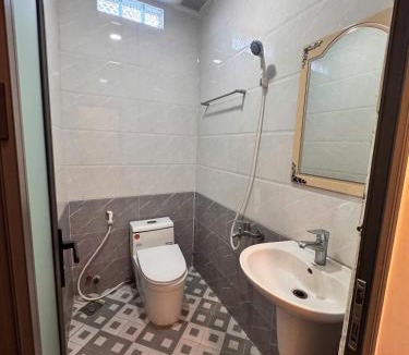 District 12 Hotel | Khách Sạn Thúy An