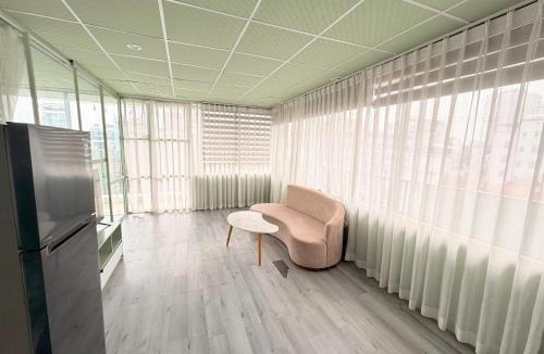 Quang An Apartment | Pencil Hotel & Apartment