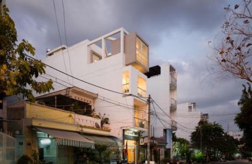 Tan Thuan Dong Apartment | Room With Balcony