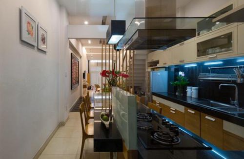 Tan Thuan Dong Apartment | Room With Balcony