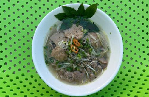Duong To Hotel | Emerald Marina TL