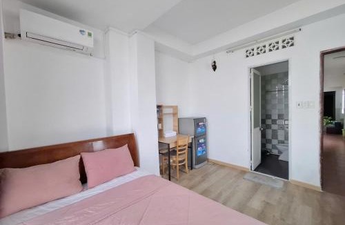 Phuong 8 House | LUNARIA corner of Tan Dinh