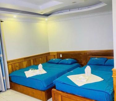 Linh Trung IEPZ Hotel | Khách Sạn Ngọc Quí