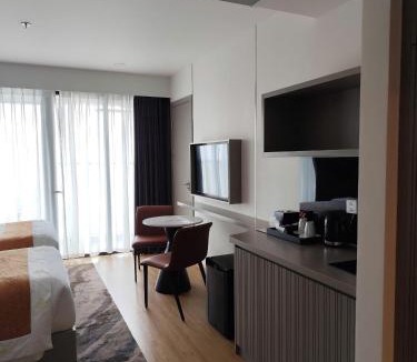 Thanh Thuy Apartment | Hot Springs Tickets - Combo Onsen Center Park plus 1 and Hotel rooms - Vé Trung tâm khoáng nóng - Lynn Times Wyndham Thanh Thuy