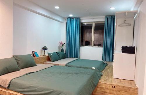 Downtown Ho Chi Minh City Hotel | PAPAYA HOTEL & Café 2