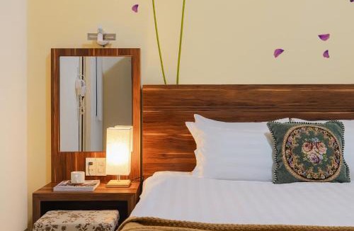 Da Lat Hotel | The 22December Hotel DaLat - Ngay Trung Tâm & Chợ Đêm