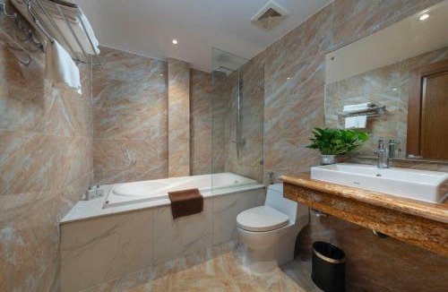Yen Phu Hotel | Azen Westlake Hanoi Hotel