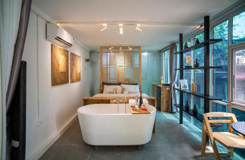 Đien Bien Apartment | Homestay CHẤT- Train Street-Local-Free Laundry