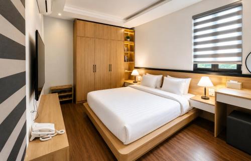 Hang Buom Hotel | Awesome Hanoi Hostel & Travel