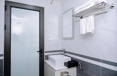 Dong Da Hotel | Hoang Long Hotel