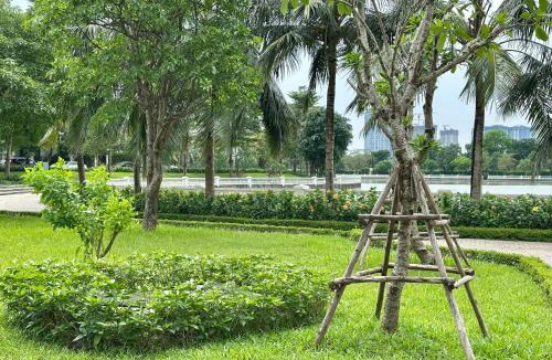 Tu Liem Apartment | Stylish Urban Studio Apartment Near Marriott Hotel at Green Bay Hanoi District