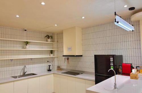 Bui Thi Xuan Hotel | J Village Hotel - Triệu Việt Vương