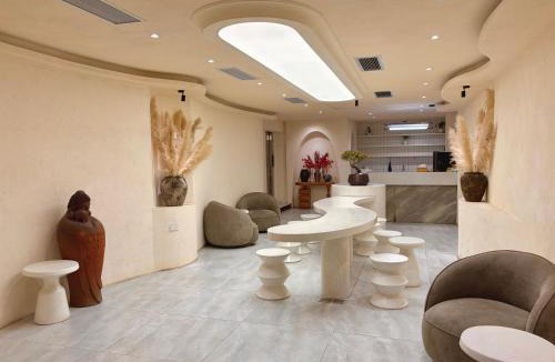 Bui Thi Xuan Hotel | J Village Hotel - Triệu Việt Vương