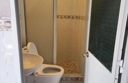 Gia Rai Hotel | Khách Sạn HP 68 BÁNH CANH TRẢNG BÀNG Quán Ăn