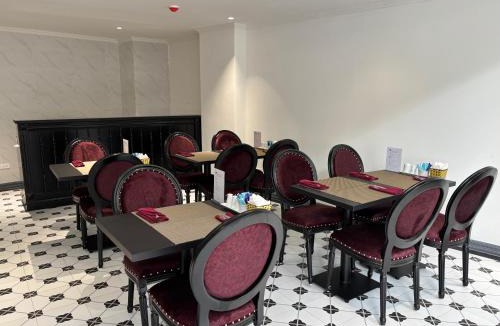 Hang Buom Hotel | Classy Central Hotel