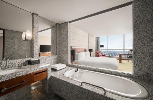 Tu Liem Hotel | InterContinental Hanoi Landmark72 by IHG