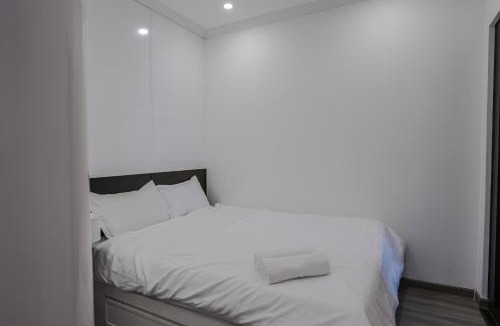 District 9 Hotel | Marina vinhomes