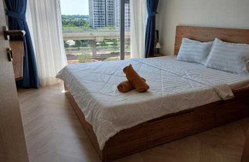 District 9 Hotel | Marina vinhomes
