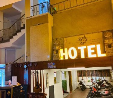 District 11 Hotel | Trung Bảo Hotel