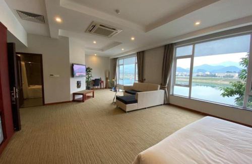 Hoa Binh Hotel | Khách sạn APPLAZA