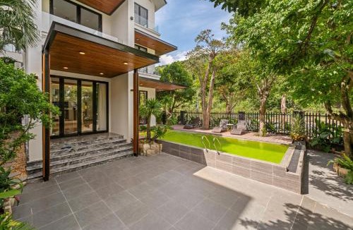 Tho Quang Beach Apartment | Monkey Hill Villa