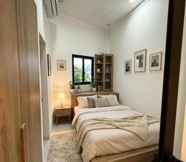 My Tho Hotel | Sunrak House