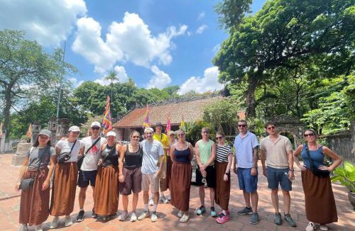 Hoa Lu Hotel | Tam Coc Mountain Sunset and Garden Centre