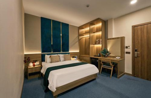 District 12 Hotel | Tran Long Hotel By Urban B