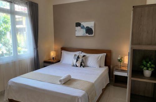 Xuan Loc House | Đặc sản Bánh Village