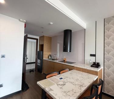 Cua Lo Apartment | Căn hộ Suite L'Azur 1405