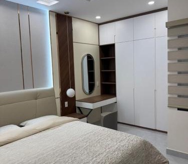 District 11 Apartment | White Pony