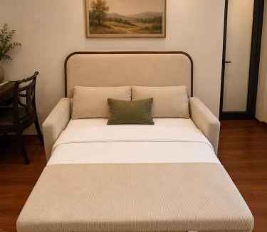 Quang An Villa | 6BR Family Villa with Jacuzzi near West Lake