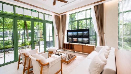 An Thoi Villa | Tropical Villas Khem Beach - 5 minutes walk to beach