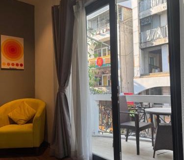 Truc Bach Apartment | Atlantis Nguyen Truong To