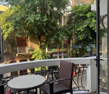 Truc Bach Apartment | Atlantis Nguyen Truong To