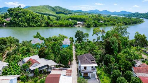 Huong Thuy Hotel | Dreamie House Huế