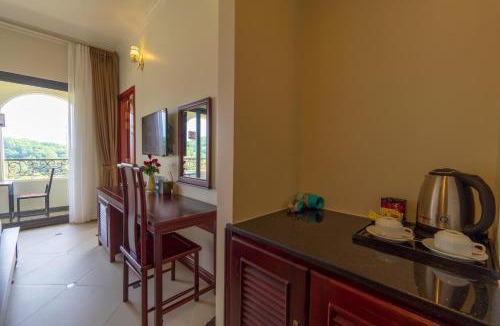Cua Lap Hotel | Praha Hotel Phú Quốc